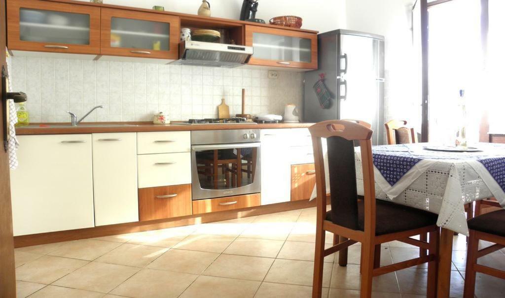 Apartmani Volga Petrcane Exterior photo
